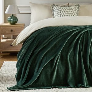 DESTINY300|Green Plush Fleece Throw