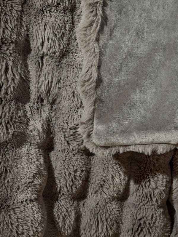 DESTINY306|Charcoal Grey Faux Fur Throw - Image 4