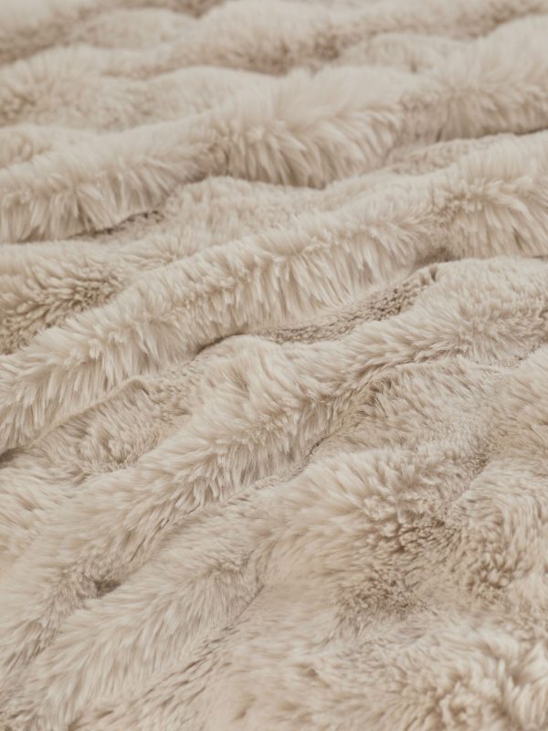 DESTINY298|Faux Fur Throw - Image 4