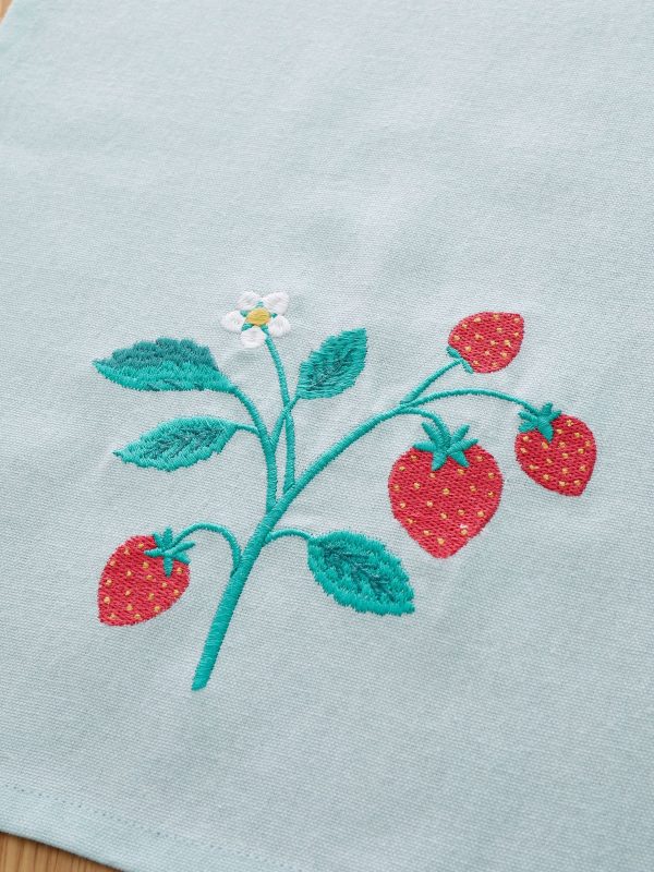 DESTINY322|Red Strawberry Garden 100% Cotton Table Runner - Image 2