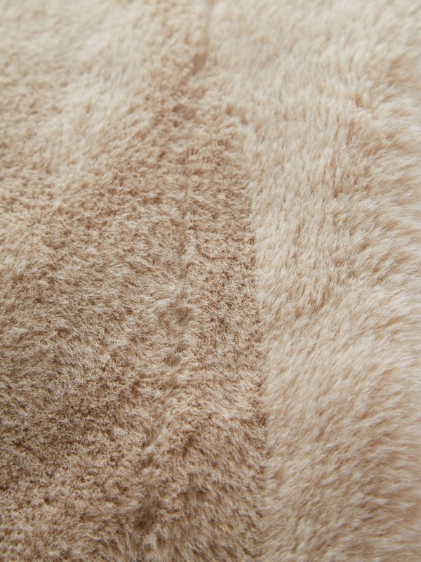 DESTINY317|Light Natural Soft To Touch Plush Faux Fur Throw - Image 6